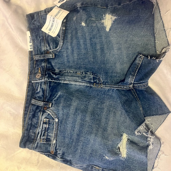 NWT old navy cut off shorts - Picture 1 of 4